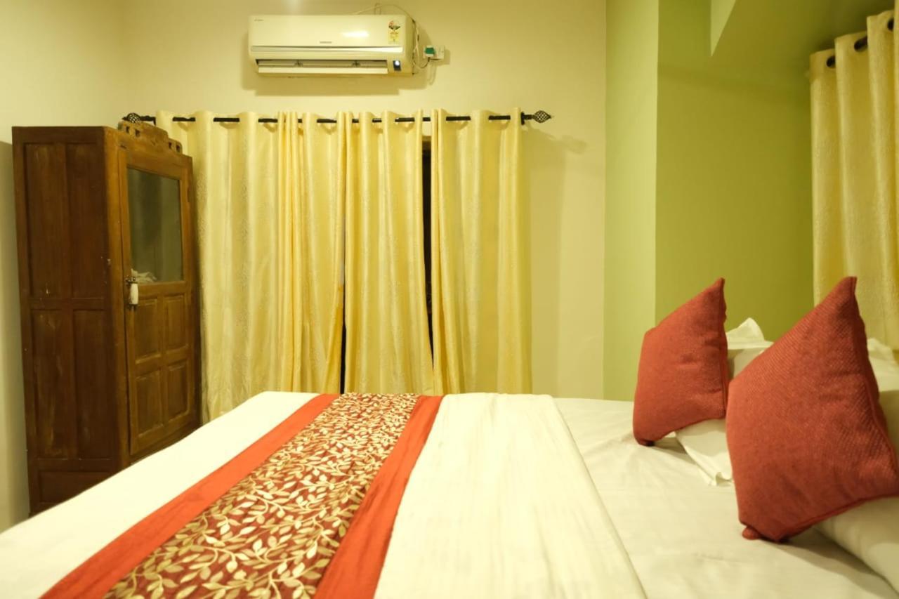 Goa Yellow House Apartment *