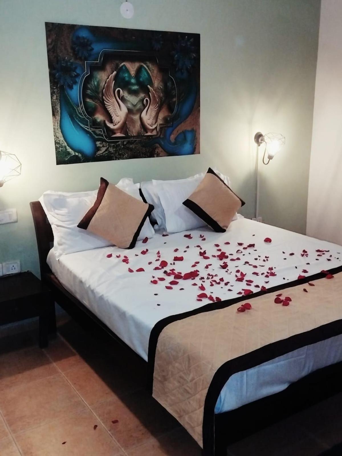 Apartment Goa Yellow House Calangute